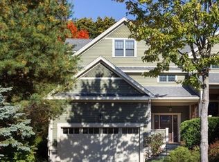 115 Carlisle St UNIT 115, Newton Center, MA 02459