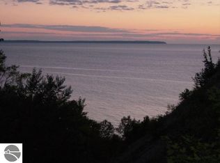 0 N Onominese Trl, Northport, MI 49670