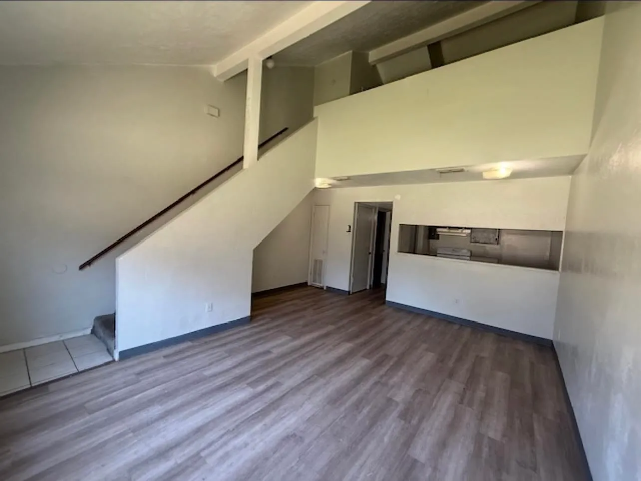 2 bed, 996 sqft, $1,250 — Photo 4