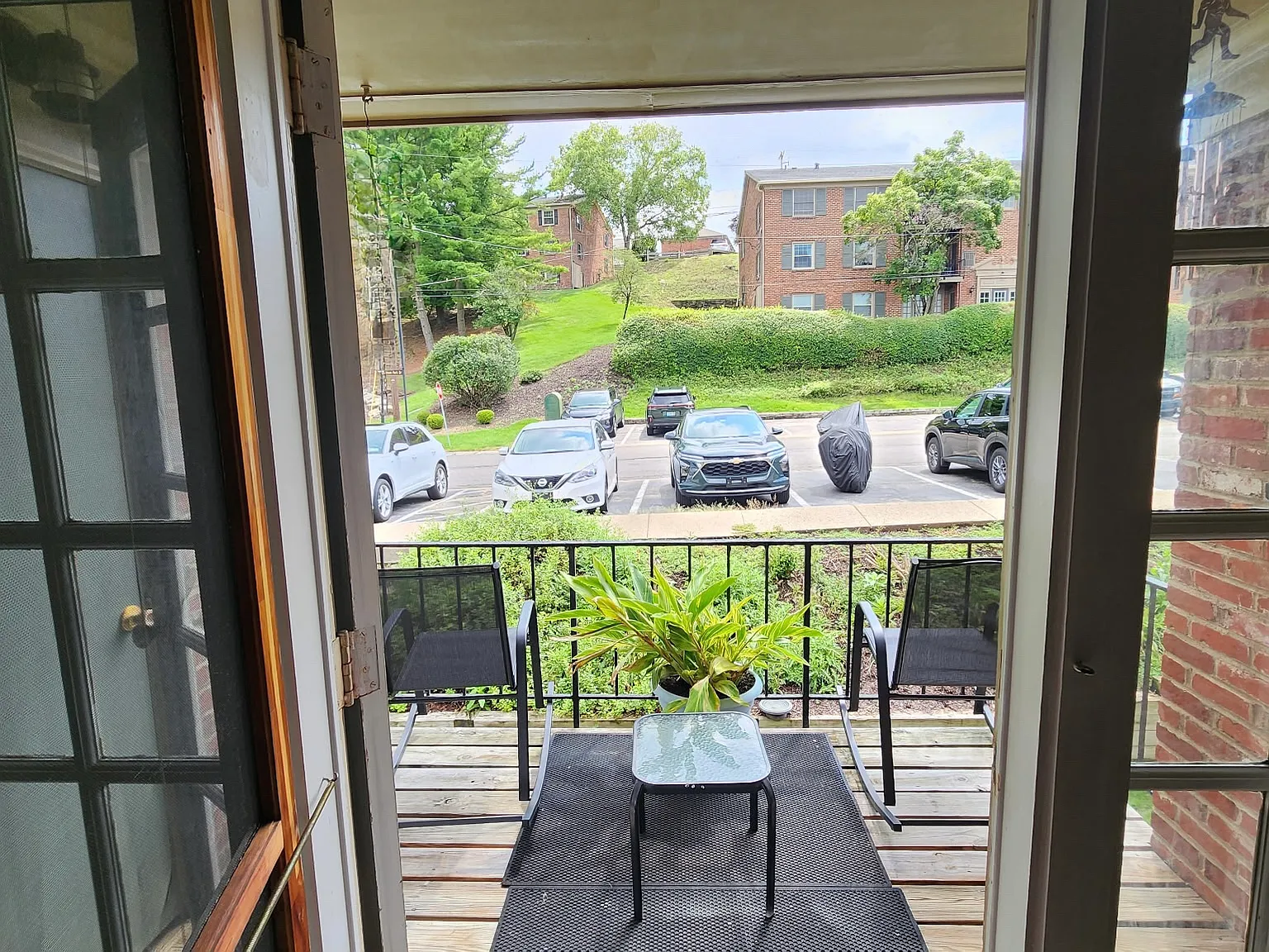 1 bed, 745 sqft, $1,150 — Photo 4