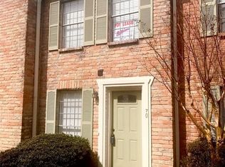 70 W Park West Dr, Houston, TX 77072