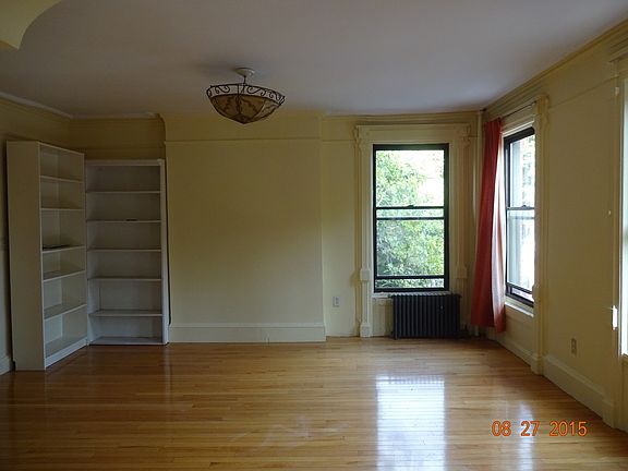 4th image of 76 S Portland Ave APT 2