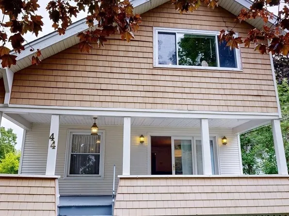 44 Richmond St, Cheshire, MA 01225