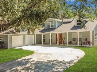 434 Summit Chase Dr, Valrico, FL 33594
