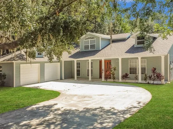 434 Summit Chase Dr, Valrico, FL 33594