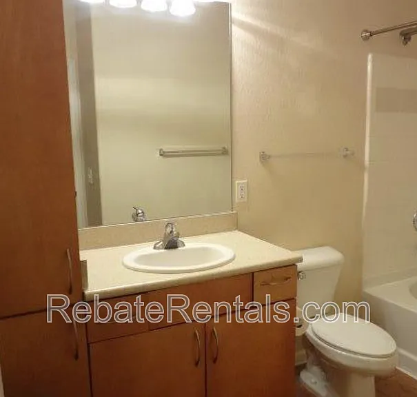 8290 Gate Pkwy #403 — Photo 6