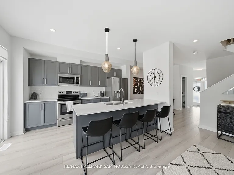 302 Drumlish Ln — Photo 15