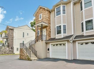 194 Lincoln Ave #3, New Rochelle, NY 10801