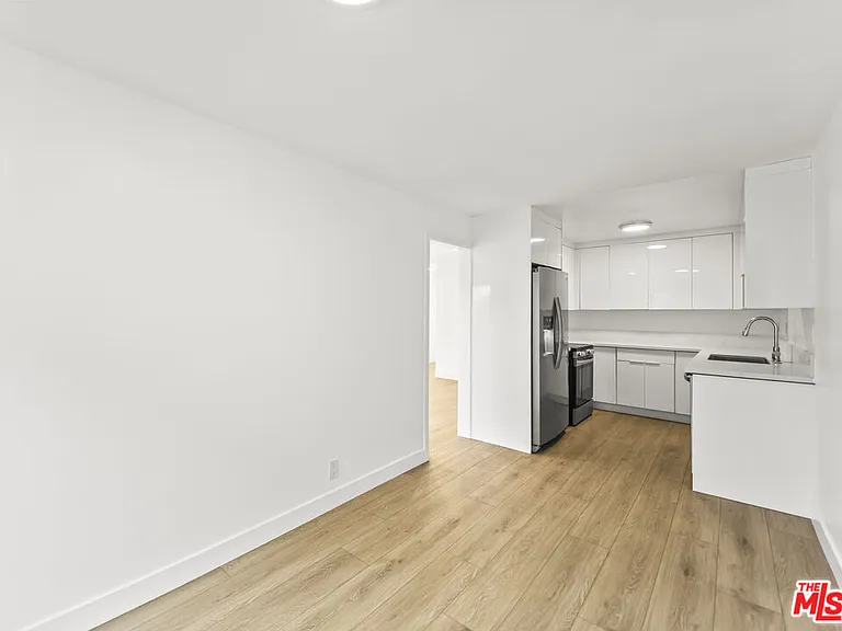 2901 4th St #212 — Photo 10