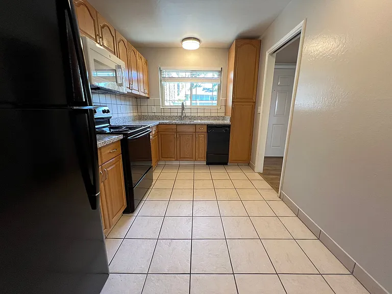 3510-3516 Farm Hill Blvd #3524 — Photo 5