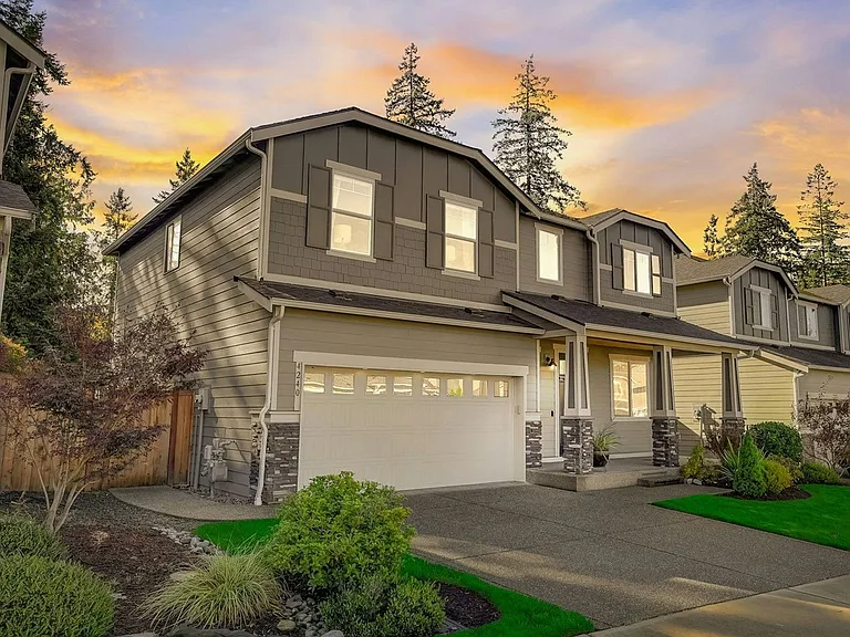 4240 Overlook Ct — Photo 22