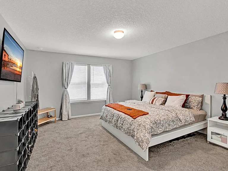 8272 Victory Crossing Blvd — Photo 10