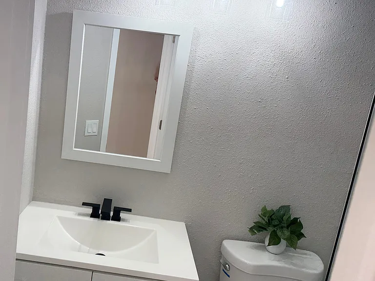 5250 S Huron Way #1-103 — Photo 2