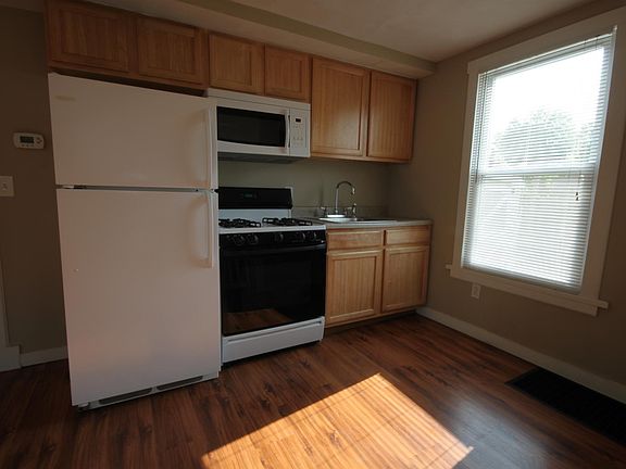 5th image of 6916 Sutherland Ave