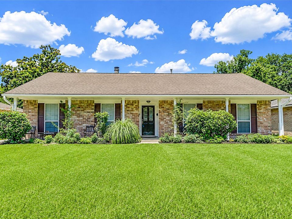 1st image of 16019 Fathom Ln