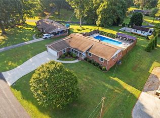 156 Shady Ln, Winston Salem, NC 27107