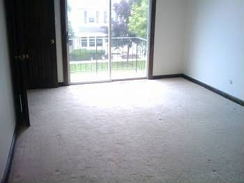 2nd image of 2299 Knollwood Cir