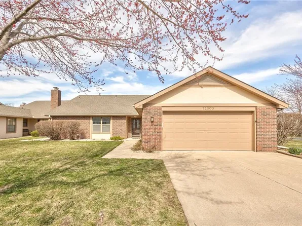 12000 W 121st St, Overland Park, KS 66213