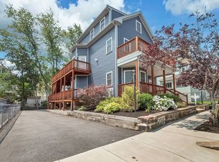 16 Wyoming St UNIT 1, Dorchester, MA 02121