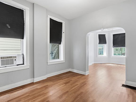 5th image of 7213 S Green St