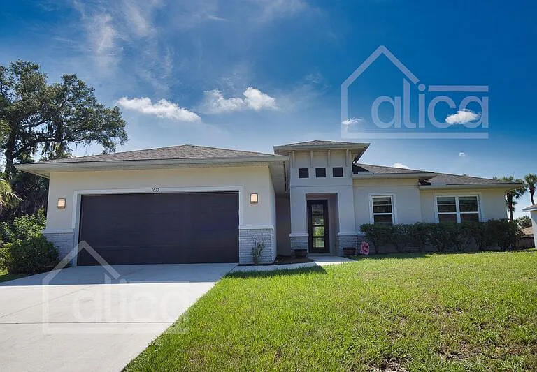 1610 Rada Ln — Photo 1