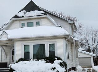 1235 Cleveland Ave, Racine, WI 53405