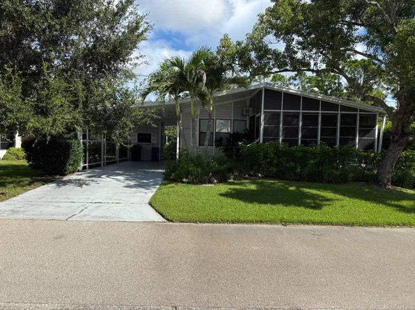 6493 Wakefield Ln, Sarasota, FL 34241