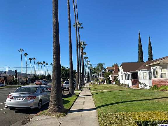 2nd image of 669 W Glenoaks Blvd