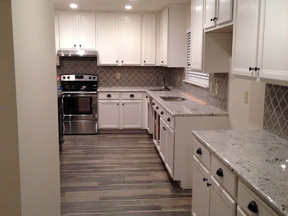 Massve kitchen