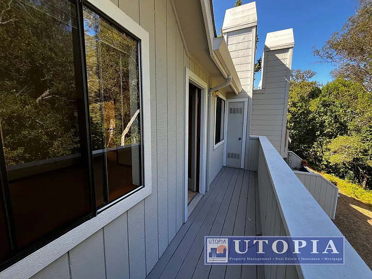 2726 Hampton Ln — Photo 40