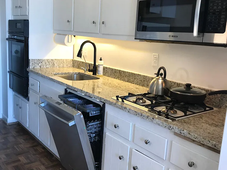 10500 Rockville Pike #1415 — Photo 11