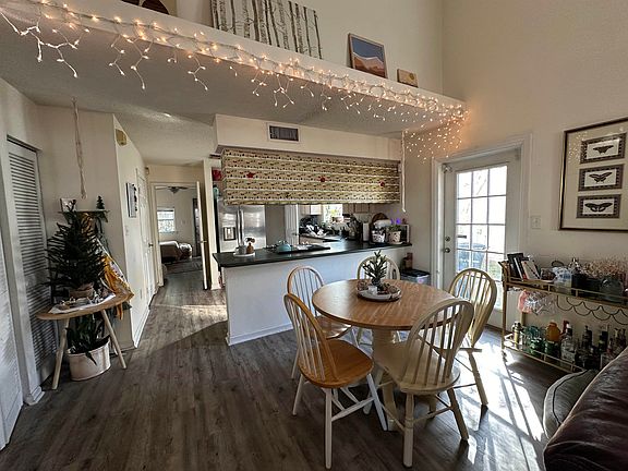 5th image of 4115 Castellan Dr