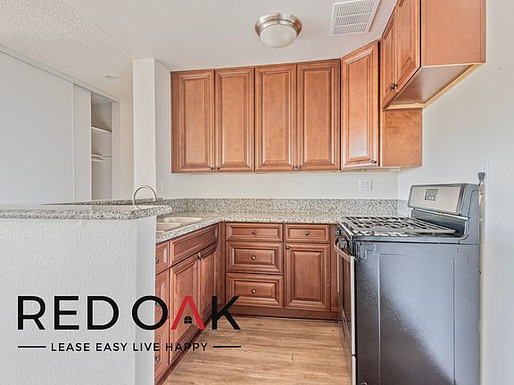 2nd image of 3416 1/2 Manning Ave #3904