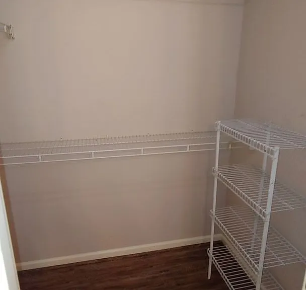 705 Reston Dr — Photo 14