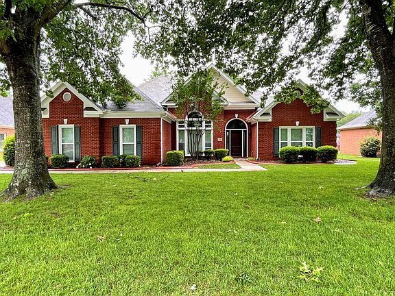 2nd image of 2642 Quarter Ln SE