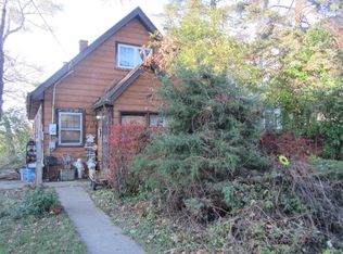 39056 N Cedar Crest Dr, Lake Villa, IL 60046