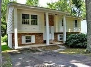 712 Mount Alban Dr, Annapolis, MD 21409