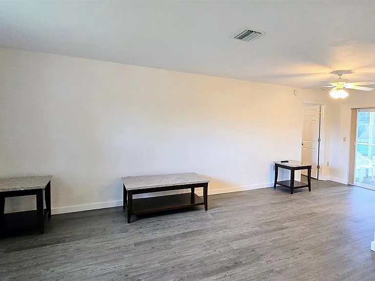 3801 Kingston Blvd — Photo 10