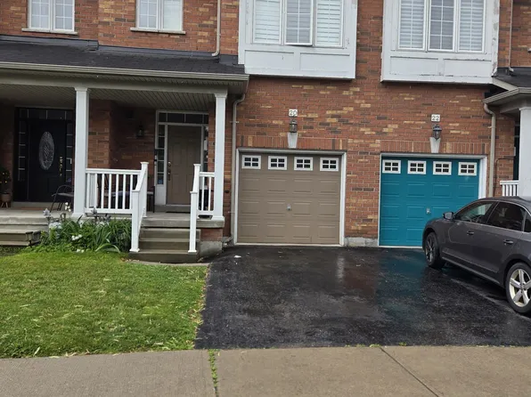 20 Thorp Cres, Ajax, ON L1T 0G9