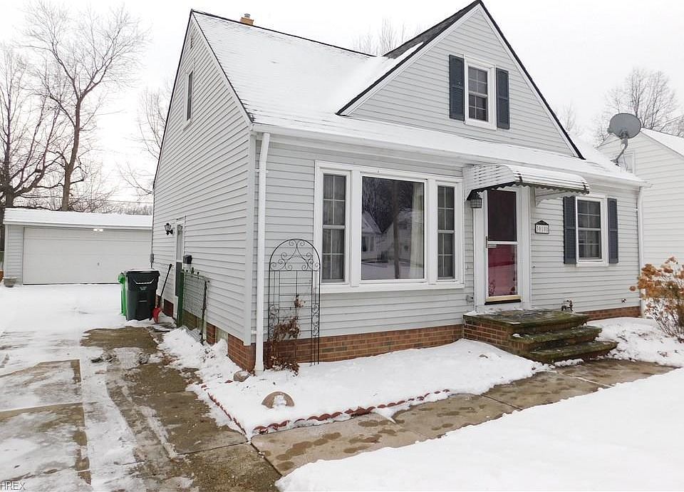 1st image of 30108 Fern Dr