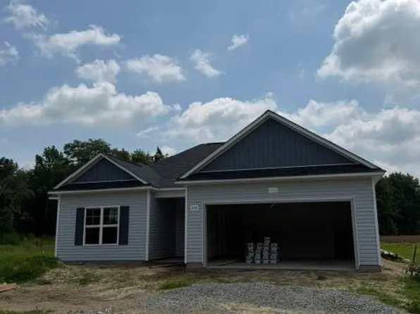 214 Hill Valley Dr, La Grange, NC 28551