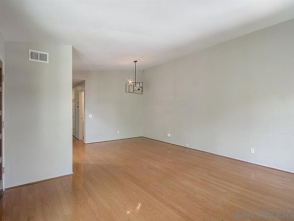 5th image of 4240 Porte De Palmas Unit 49