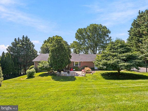 4th image of 5212 Ernie Ln