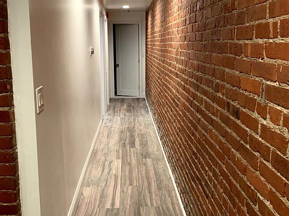 5th image of 95 Gainsborough St #B8