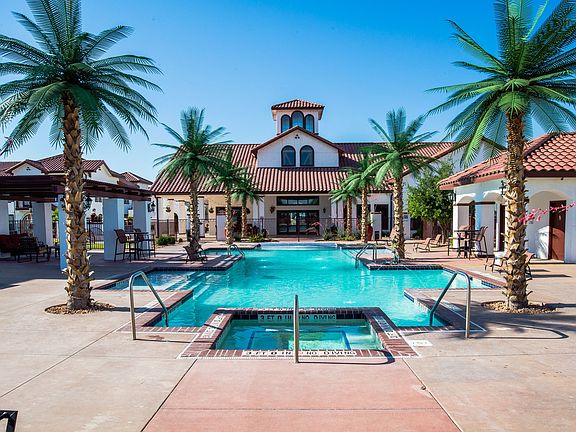 Andalucia Villas Sparkling Pool