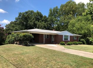 525 Crestview Dr, Danville, VA 24540