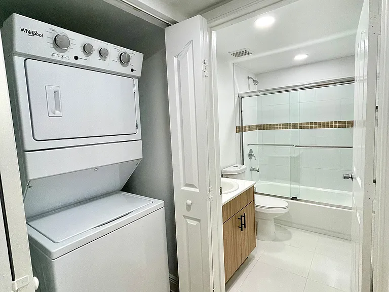 Washer/ Dryer