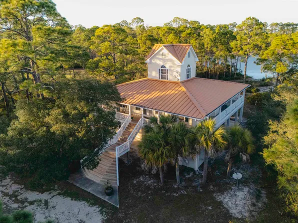 45 Turtle Creek Ln, Ochlockonee Bay, FL 32346