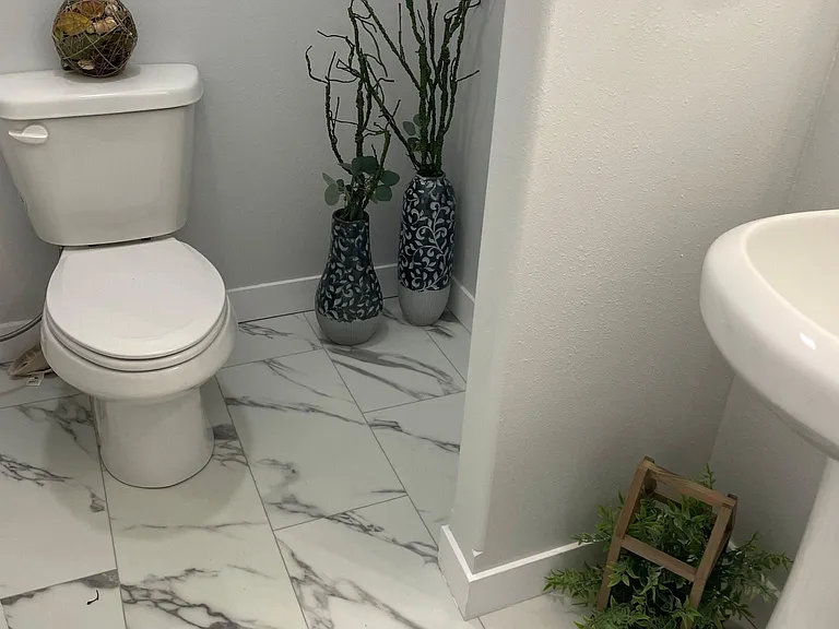 1915 S Maple Tree Ln #1 — Photo 5