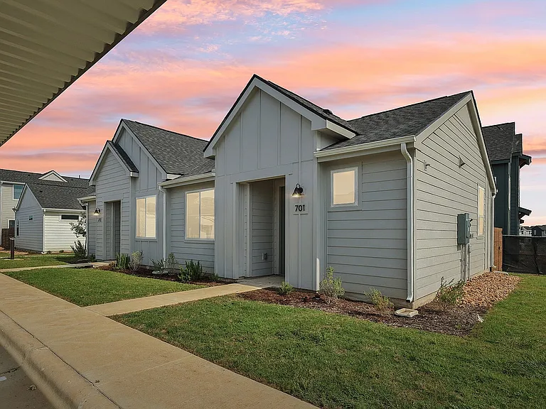 YardHomes Rowlett Creek